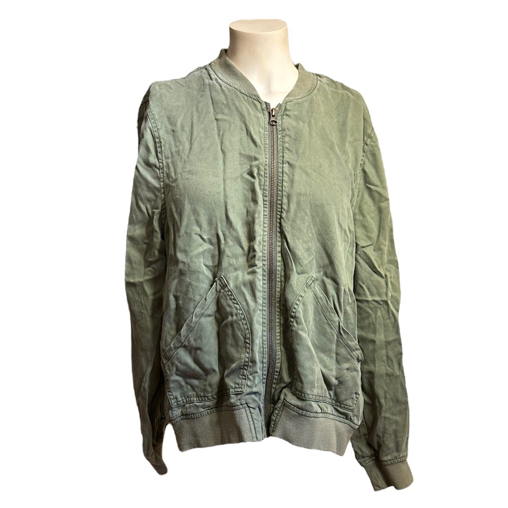 Green Bomber Style Jacket, Size XL